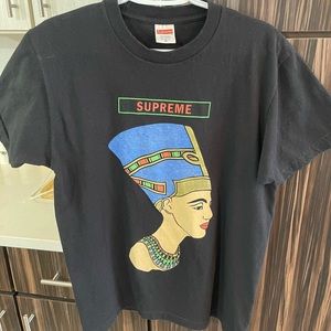 Supreme Nefertiti Men’s Shirt Medium